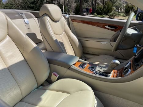 Mercedes-Benz SL500 Кабриолет Mercedes-Benz SL500 Кабриолет