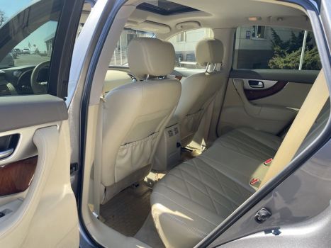 Infinity QX70
