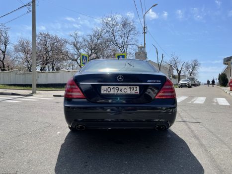 Mercedes-Benz S221