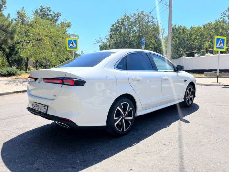Kaiyi E5