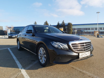Мерседес Е-класс w213 2018 год